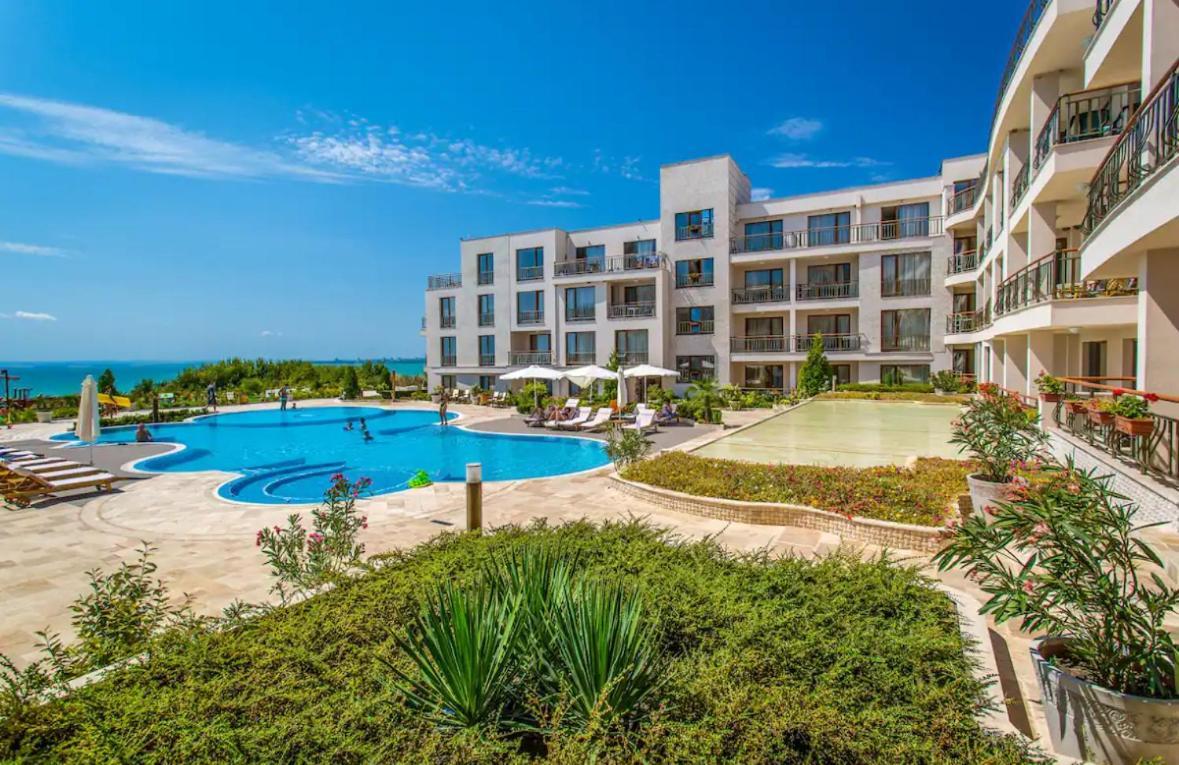 June One Bedroom Sea View Apartment Diamond Beach Resort Sarafovo Exterior photo